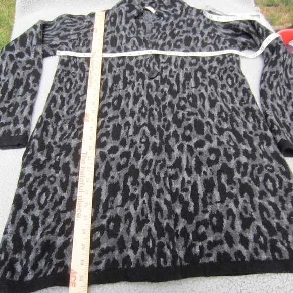 Womens Cardigan size S Wool Blend Long‎  Black/Grey Leopard 1 Button cozy  Italy - Picture 12 of 16